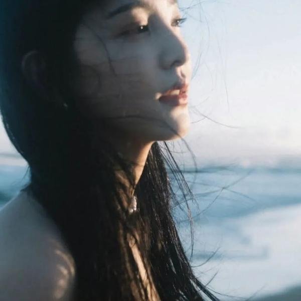 嘘，国王在冬眠